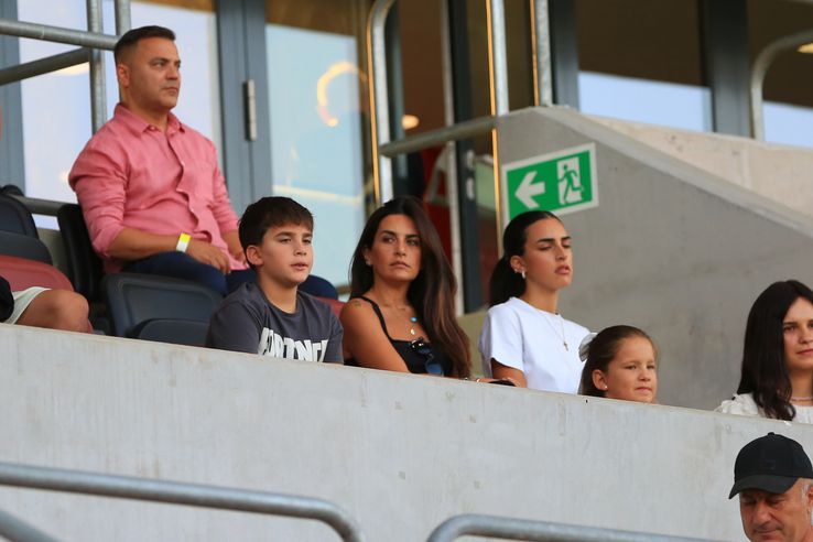 Familia lui Elias Charalambous la meciul Maccabi Tel Aviv - FCSB. FOTO: Ionuț Iordache (GSP)