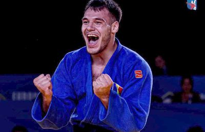 Judoka Alex Creț, eliminat în optimi la Jocurile Olimpice! A produs surpriza și l-a eliminat pe maghiarul de pe locul 5 mondial, apoi a pierdut prin ippon în ultimele secunde!