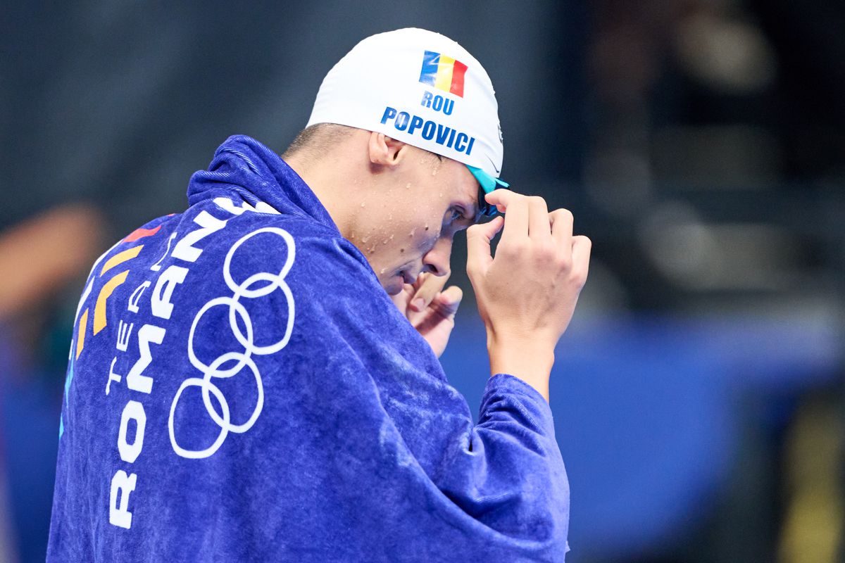 David Popovici, un an rapid de aur » Pentru a doua oară Sportivul Anului: „Întotdeauna a fost o dorință arzătoare în mine să fiu pe cea mai înaltă treaptă a podiumului”