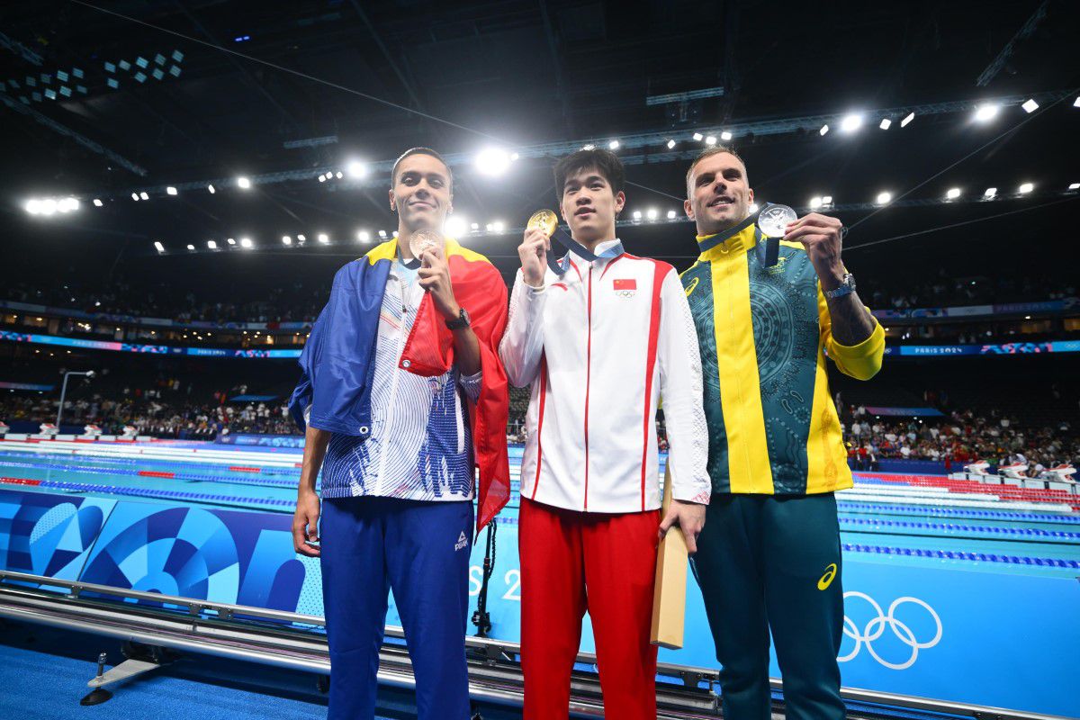 David Popovici, BRONZ la 100 metri liber într-o seară epică în La Defense Arena