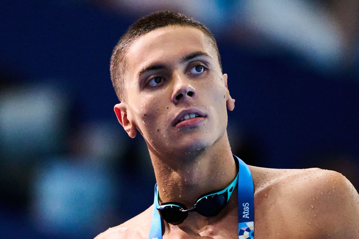 David Popovici, un an rapid de aur » Pentru a doua oară Sportivul Anului: „Întotdeauna a fost o dorință arzătoare în mine să fiu pe cea mai înaltă treaptă a podiumului”