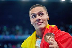 David Popovici, BRONZ URIAȘ în proba de 100 metri liber la Jocurile Olimpice! Chinezul Pan Zhanle a spulberat recordul mondial