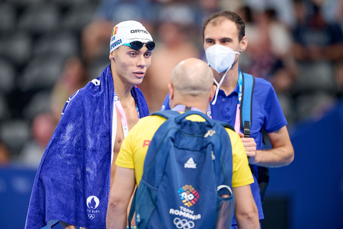 David Popovici, un an rapid de aur » Pentru a doua oară Sportivul Anului: „Întotdeauna a fost o dorință arzătoare în mine să fiu pe cea mai înaltă treaptă a podiumului”