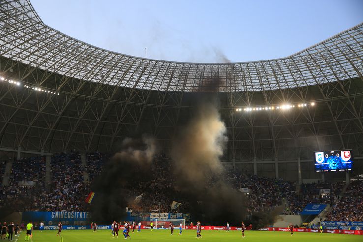 Ultrașii Universității Craiova, atmosferă fabuloasă la meciul cu Sarajevo. Foto: Andrei Crăițoiu (GSP.RO)