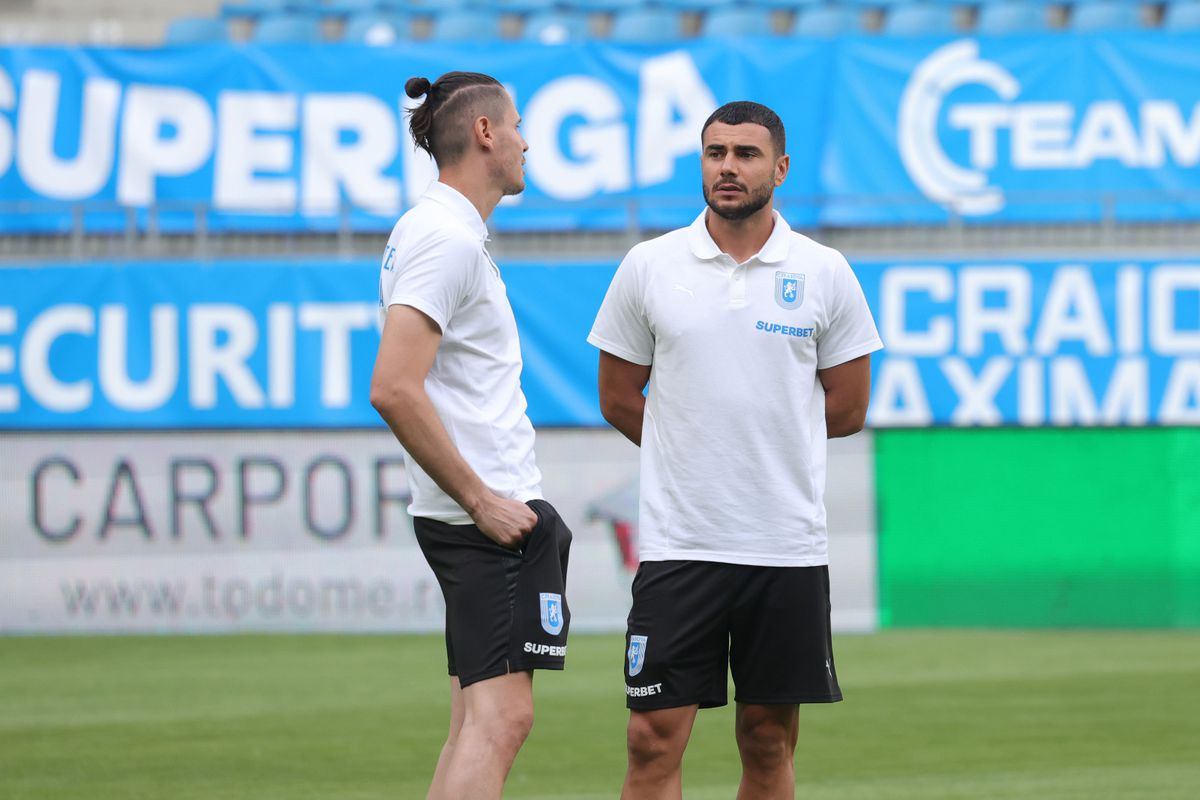 Imagini surprinse înainte de Craiova - FK Sarajevo: cum și-a mascat Cârțu operația + ce le-a uimit pe reprezentantele lui FK Sarajevo