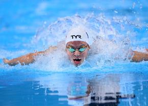 Leon Marchand a cucerit aurul mondial la 200 metri mixt, pentru a treia oară consecutiv