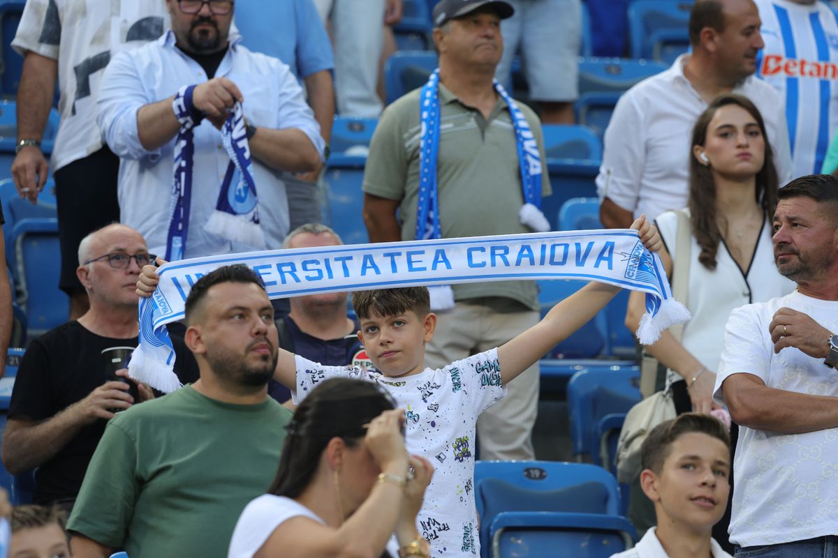 Atmosferă fabuloasă la Craiova - Sarajevo