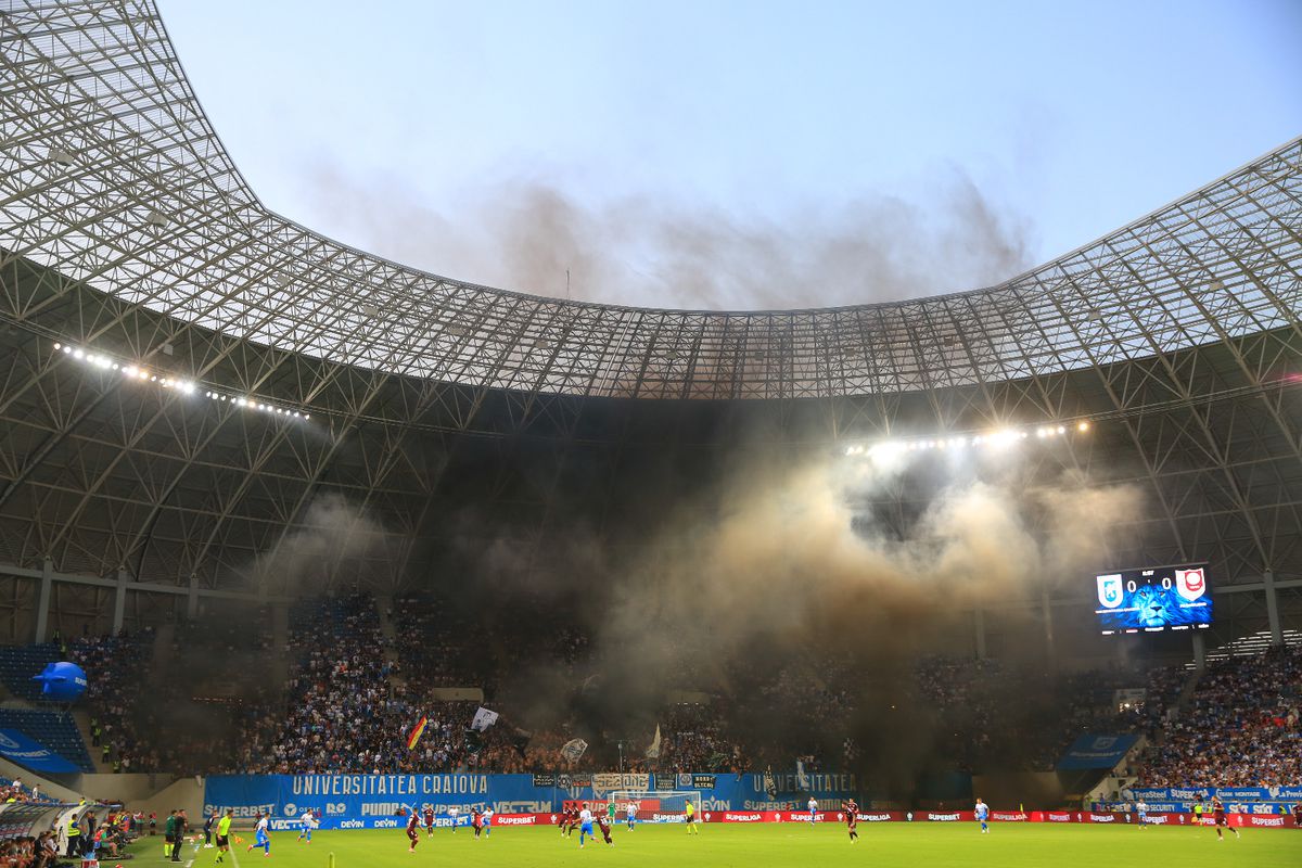 Au dat „foc” la peluză înainte de Craiova - Sarajevo