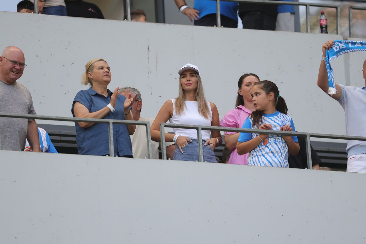 Atmosferă fabuloasă la Craiova - Sarajevo