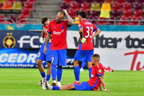 VIDEO // EXCLUSIV Patronul de la FCSB i-a făcut praf pe jucători: „Nu le mai convine. Atunci, la revedere!”