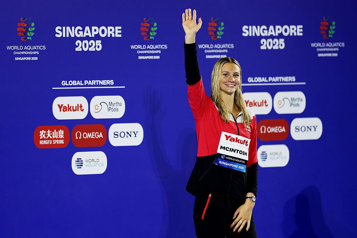 A scăpat o înjurătură pe live, imediat după recordul stabilit la Mondialele din Singapore » Vânează performanța imposibilă a lui Phelps