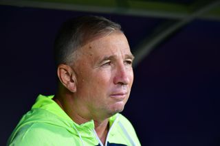 „Îți poate juca feste” » Ce-l sperie pe Dan Petrescu la meciul cu Hacken: „Să fim atenți!”