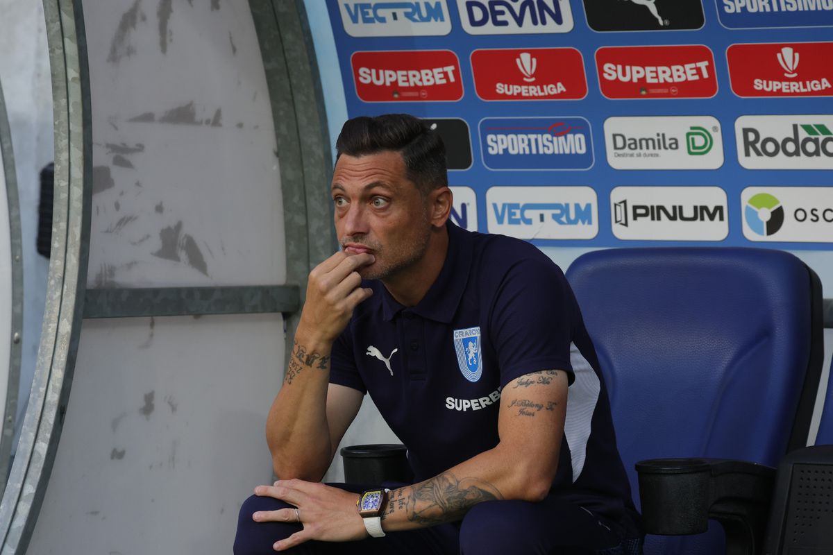 Imagini surprinse înainte de Craiova - FK Sarajevo: cum și-a mascat Cârțu operația + ce le-a uimit pe reprezentantele lui FK Sarajevo