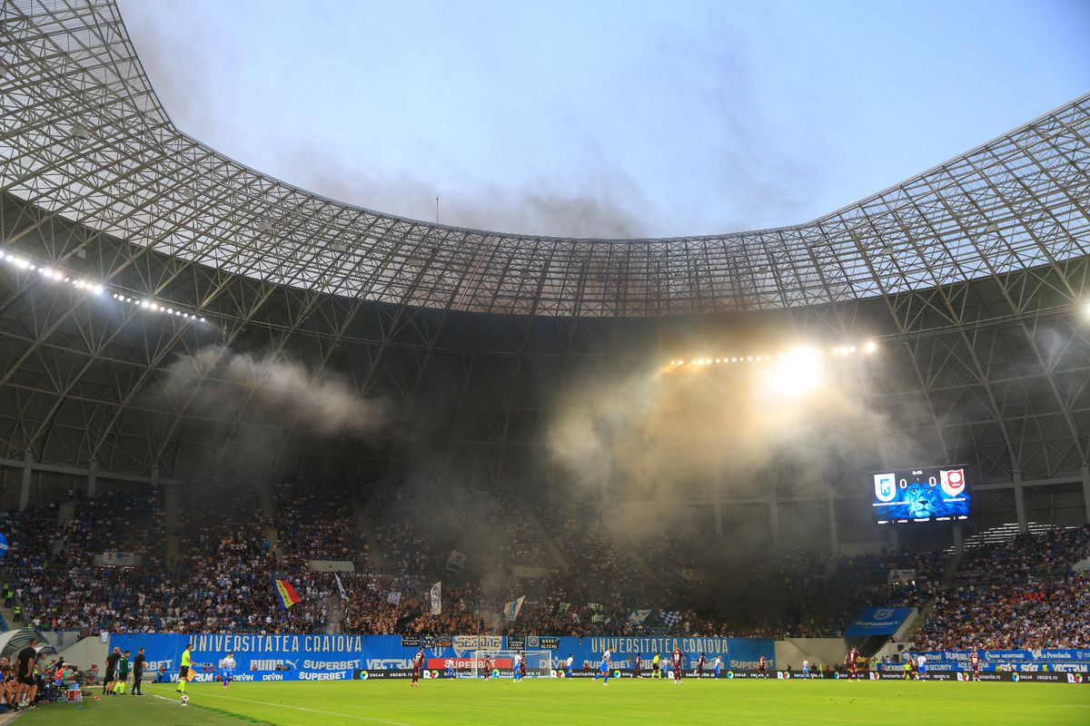 Au dat „foc” la peluză înainte de Craiova - Sarajevo