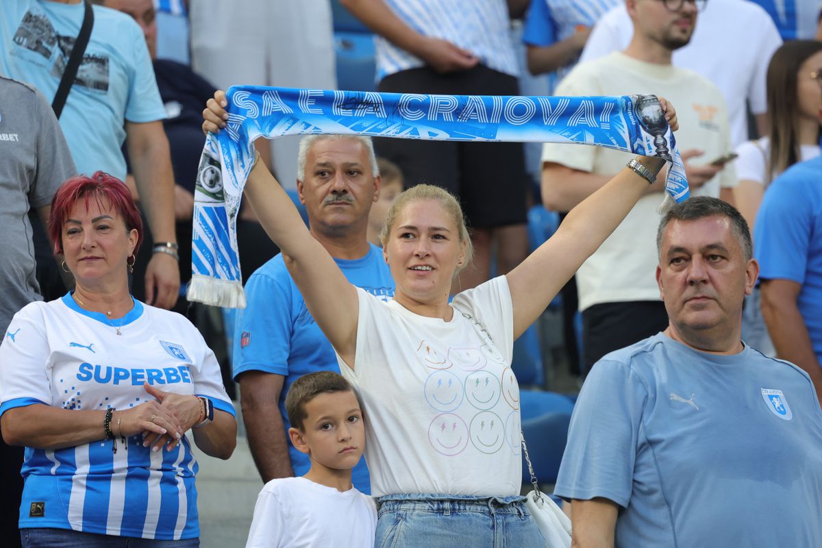 Atmosferă fabuloasă la Craiova - Sarajevo
