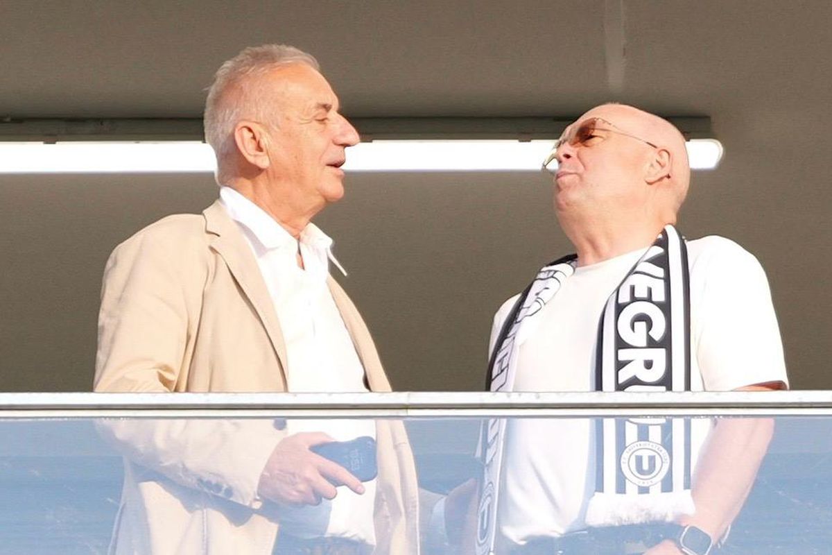 U Cluj - Ararat-Armenia, imagini din startul partidei // Scenografie specială + Emil Boc, în tribune // foto: Andrei Furnigă (GSP)