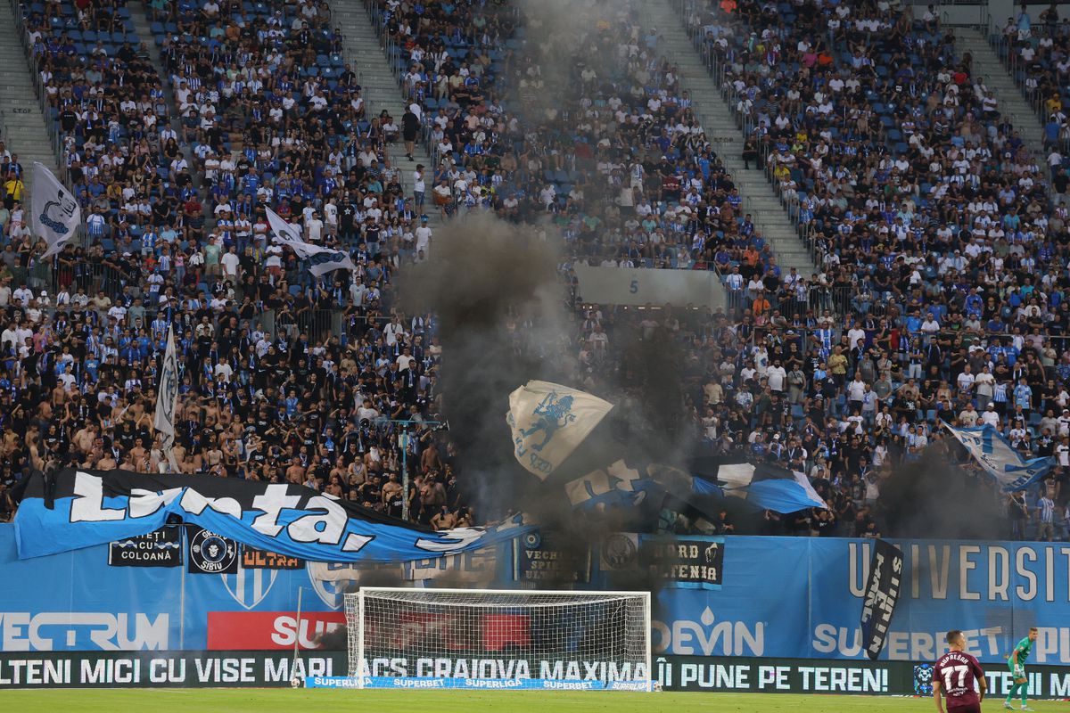 Au dat „foc” la peluză înainte de Craiova - Sarajevo