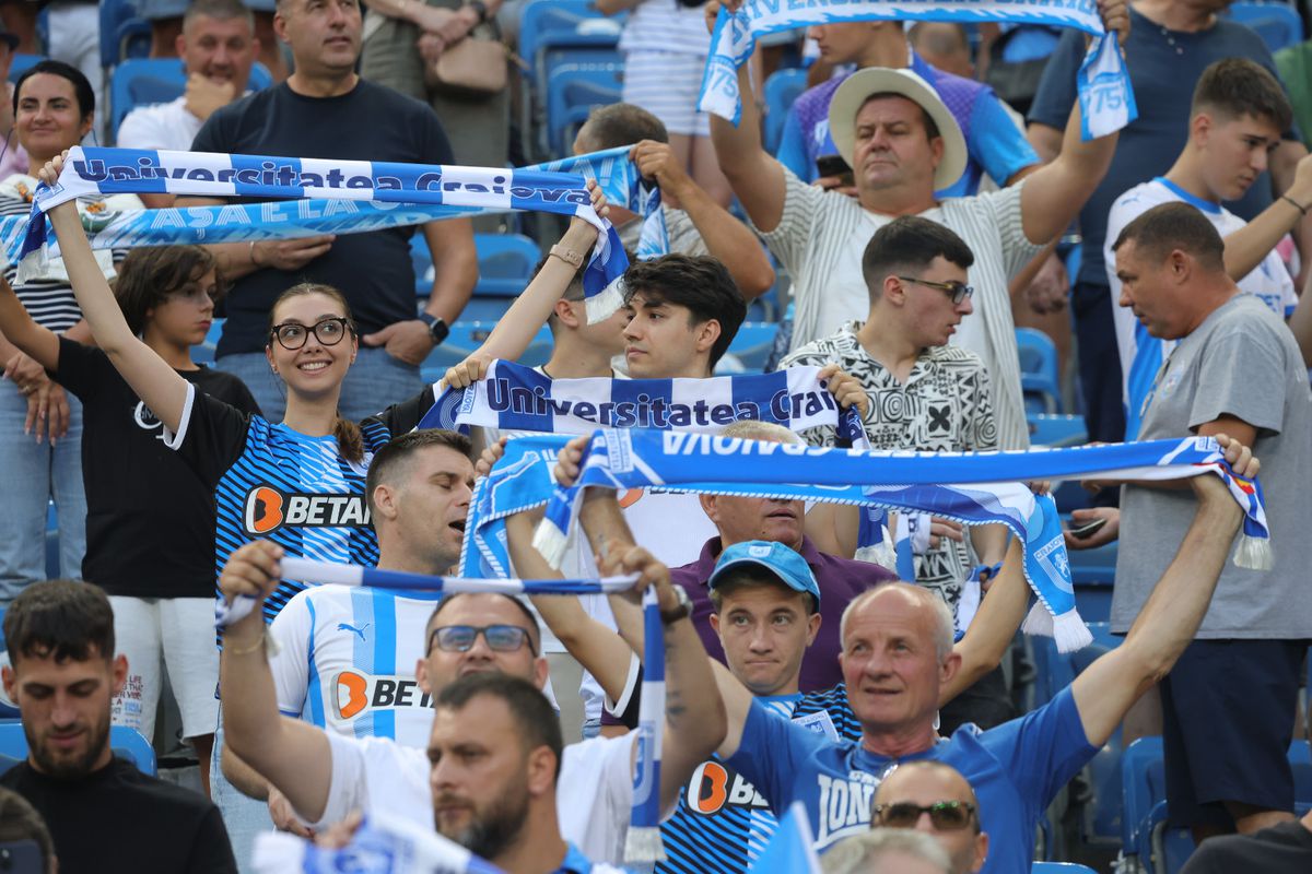 Atmosferă fabuloasă la Craiova - Sarajevo