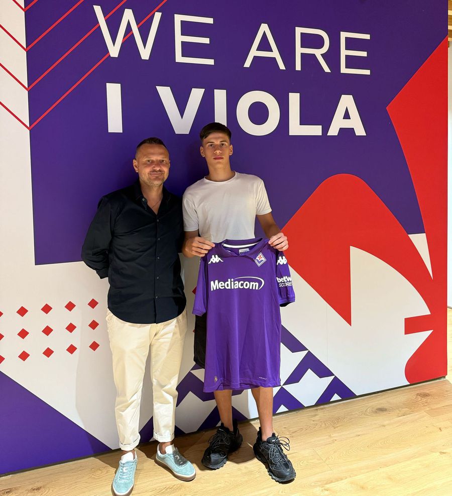 Robert Corduneanu a semnat cu Fiorentina Un stoper român de 16 ani a semnat cu Fiorentina: „Mai bun decât Drăgușin la vârsta asta!”