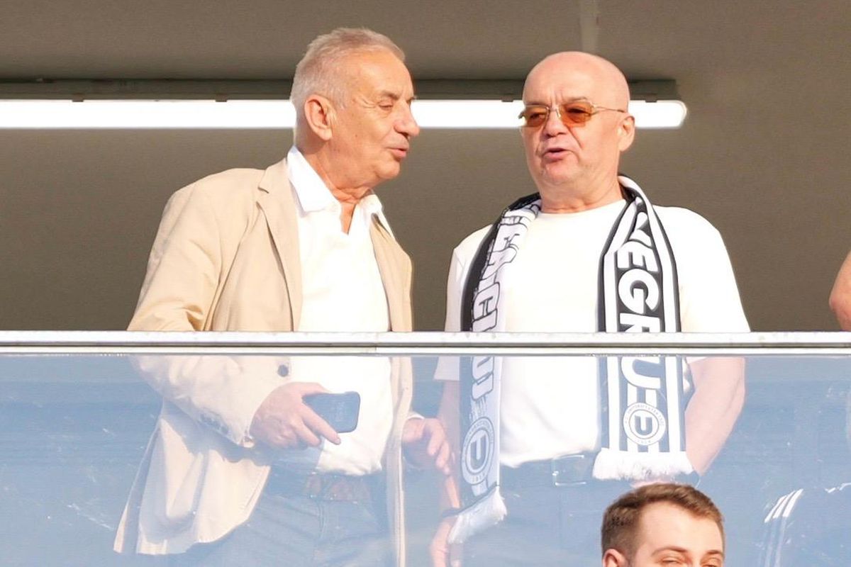 U Cluj - Ararat-Armenia, imagini din startul partidei // Scenografie specială + Emil Boc, în tribune // foto: Andrei Furnigă (GSP)