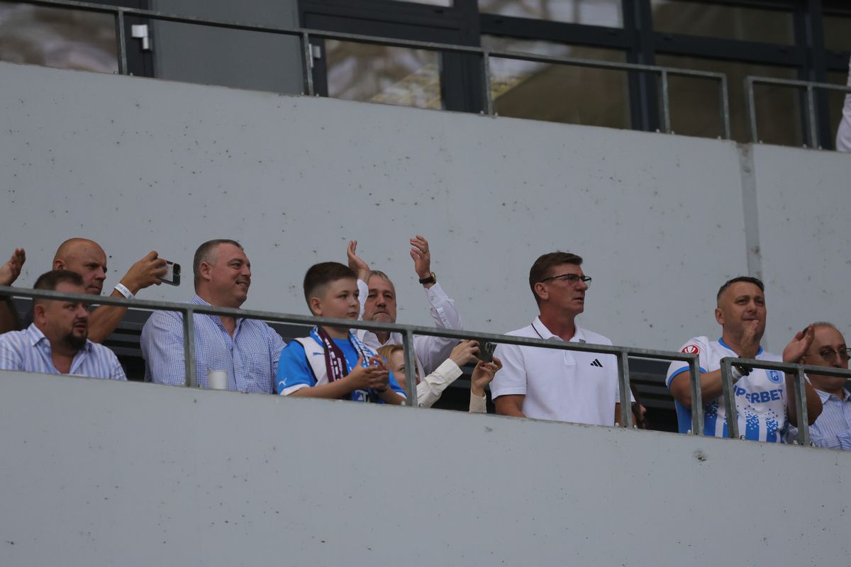 Atmosferă fabuloasă la Craiova - Sarajevo