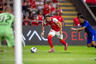 Iată cu cine joacă CFR Cluj în turul 3 din Europa League! Dan Petrescu trebuie să răpună un „balaur”: lot de 173 de milioane €