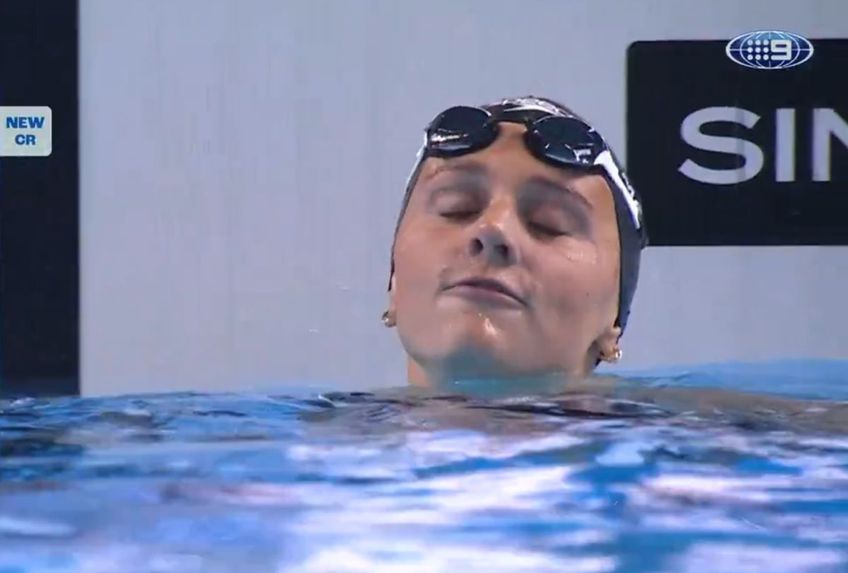 VIDEO A scăpat o înjurătură pe live, imediat după recordul stabilit la Mondialele din Singapore » Vânează performanța imposibilă a lui Phelps