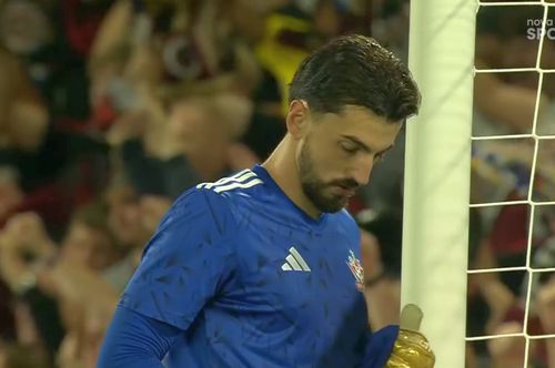 VIDEO REZUMAT Seară de coșmar pentru Andrei Vlad: a luat 4 goluri într-o repriză și e OUT din Europa