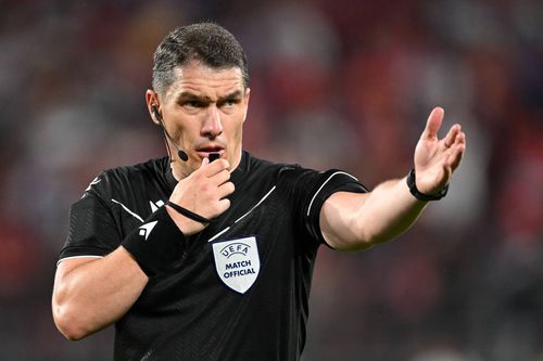 Istvan Kovacs a fost delegat la Fenerbahce - Feyenoord / Foto: Imago Images