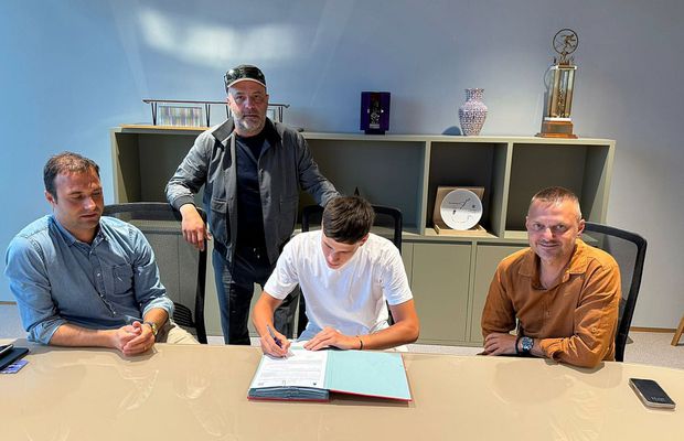 Un stoper român de 16 ani a semnat cu Fiorentina: „Mai bun decât Drăgușin la vârsta asta!”