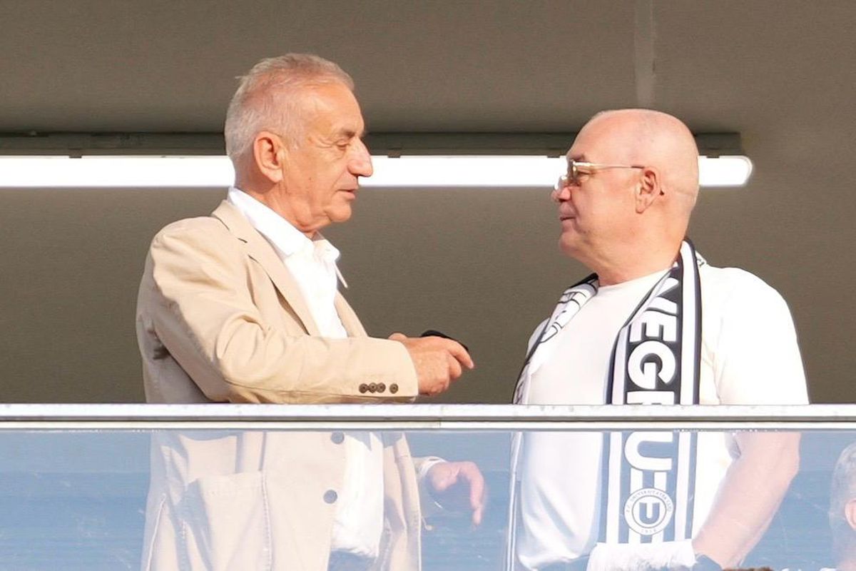 U Cluj - Ararat-Armenia, imagini din startul partidei // Scenografie specială + Emil Boc, în tribune // foto: Andrei Furnigă (GSP)