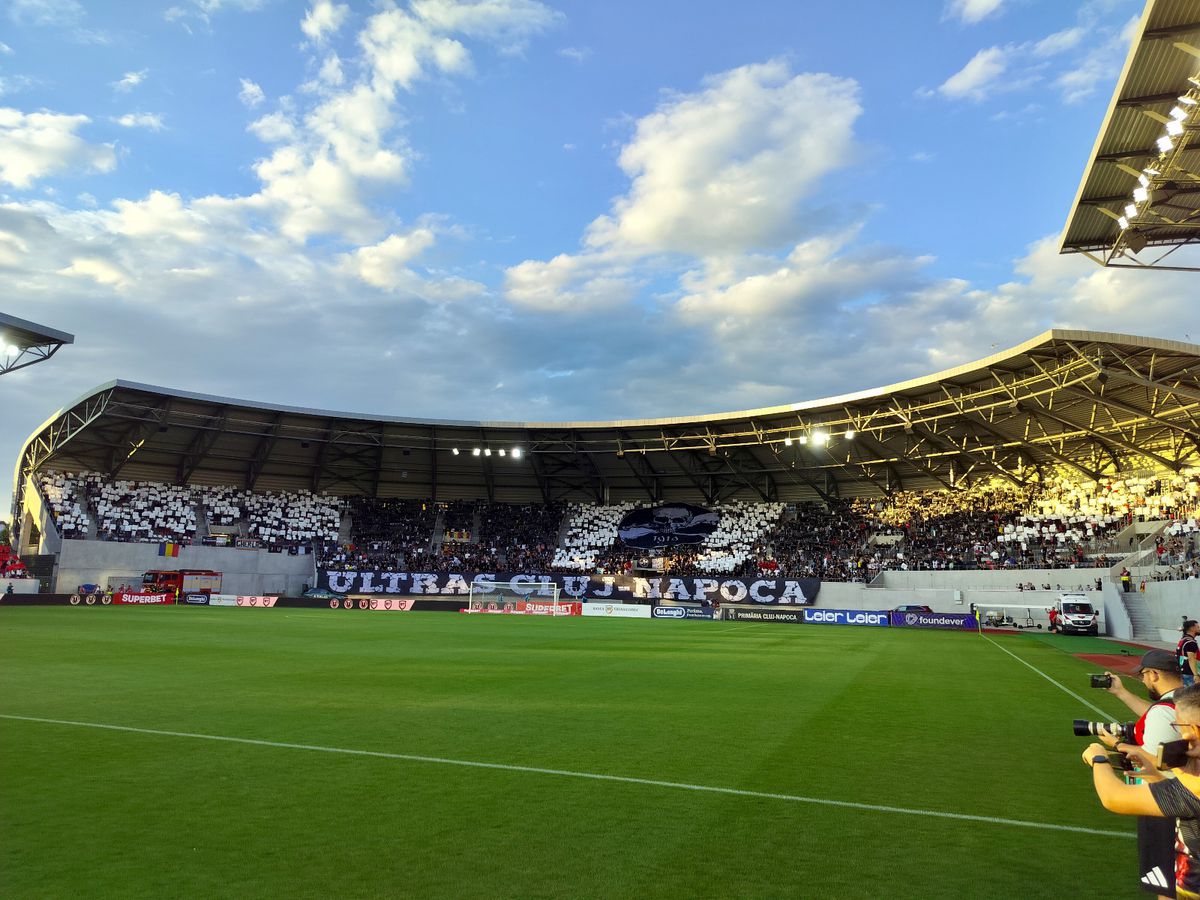 Dramă la Sibiu: Universitatea Cluj, eliminată de armeni din Conference League, după ce a condus-o pe Ararat