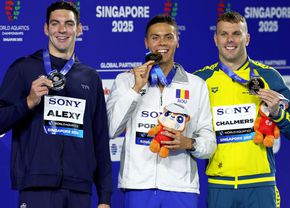 Îndemnul postat de David Popovici, după ce a devenit dublu campion mondial la Singapore: „Aceasta e victoria”