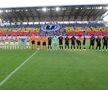 U Cluj - Ararat-Armenia, imagini din startul partidei // Scenografie specială + Emil Boc, în tribune // foto: Andrei Furnigă (GSP)
