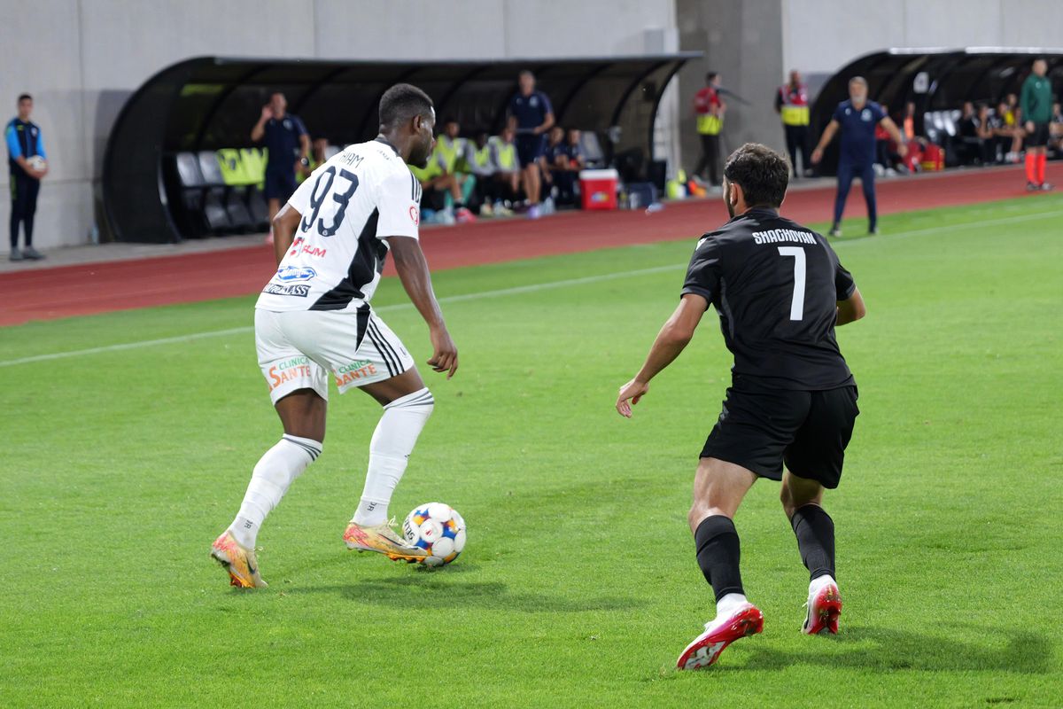 Jucătorul lui U Cluj și-a exprimat frustrarea după eliminarea din Conference League + ce întrebau pe tunel jucătorii lui Ararat