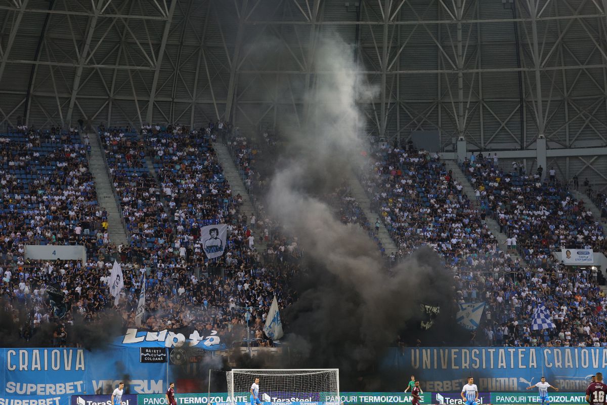 Au dat „foc” la peluză înainte de Craiova - Sarajevo