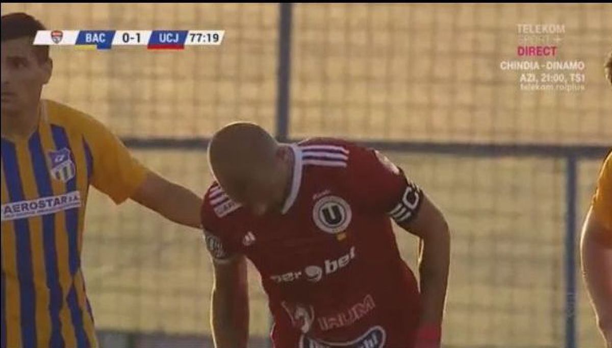 Cât ghinion! Gabi Tamaș, accidentare la debutul la U Cluj » Scos cu targa de pe teren și dus la spital