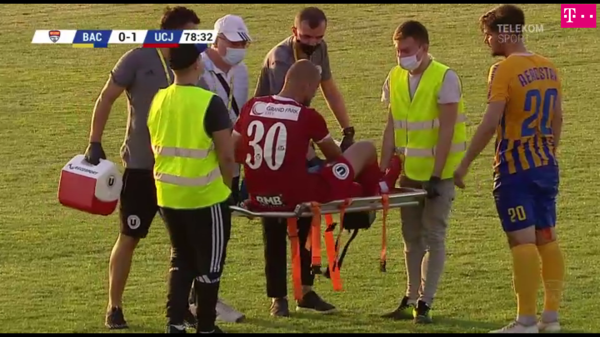 Gabi Tamaș, detalii HORROR despre accidentare: „Mi-a trosnit piciorul înăuntru!” + anunț incredibil: „Luni vreau să joc, înainte de operație”