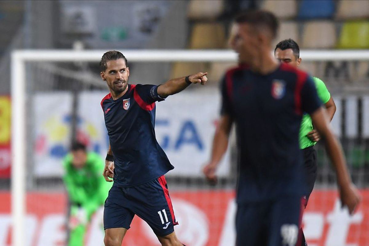 EXCLUSIV Fotbalist din LaLiga la Dinamo! Vine din Spania, alături de Isma Lopez