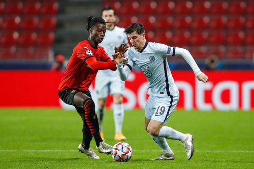 Eduardo Camavinga, într-un duel cu Mason Mount în Liga Campionilor // foto: Imago