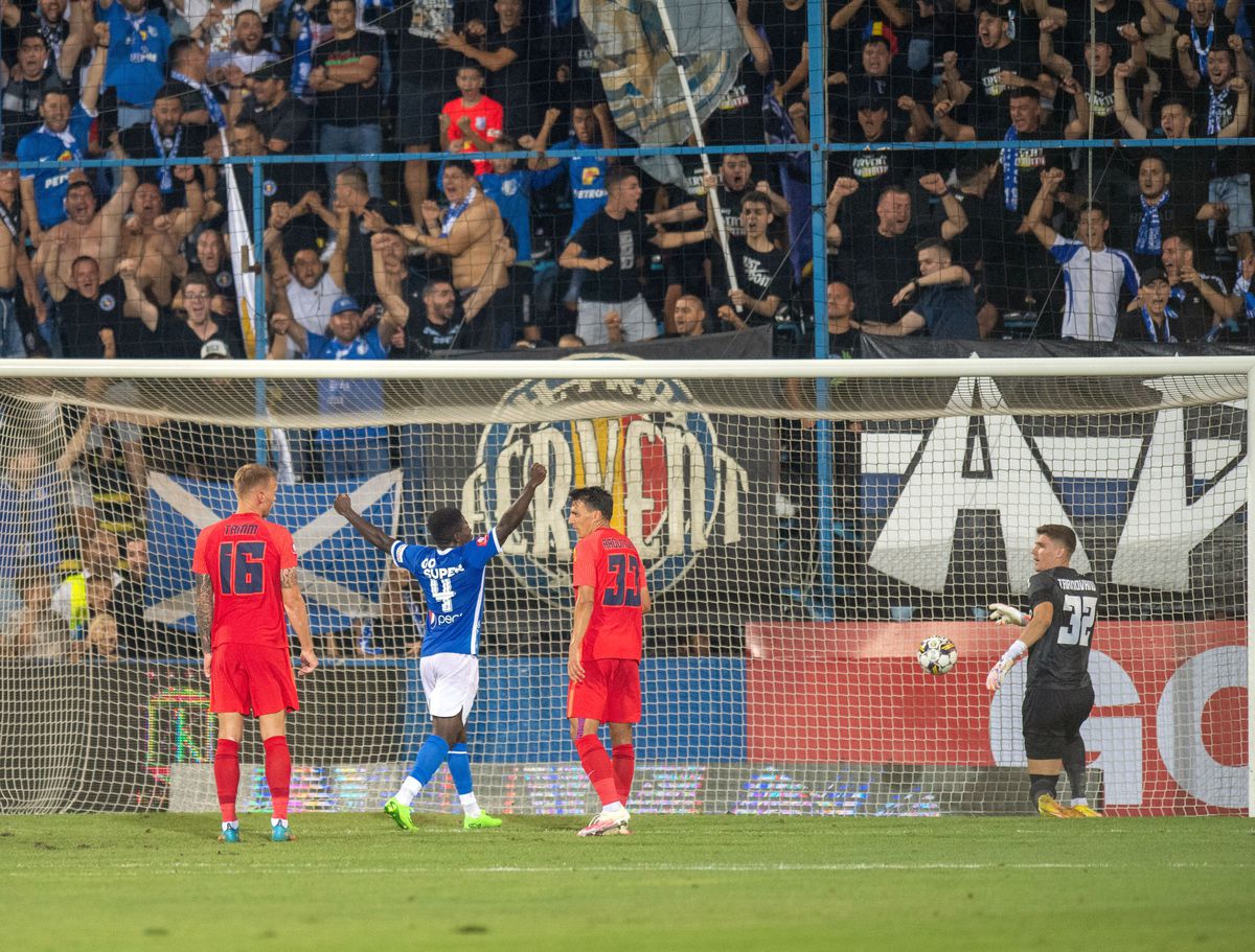 Hagi îngroapă și mai rău FCSB și revine pe primul loc în Liga 1! Clasare ȘOCANTĂ pentru echipa lui Dică după 8 etape