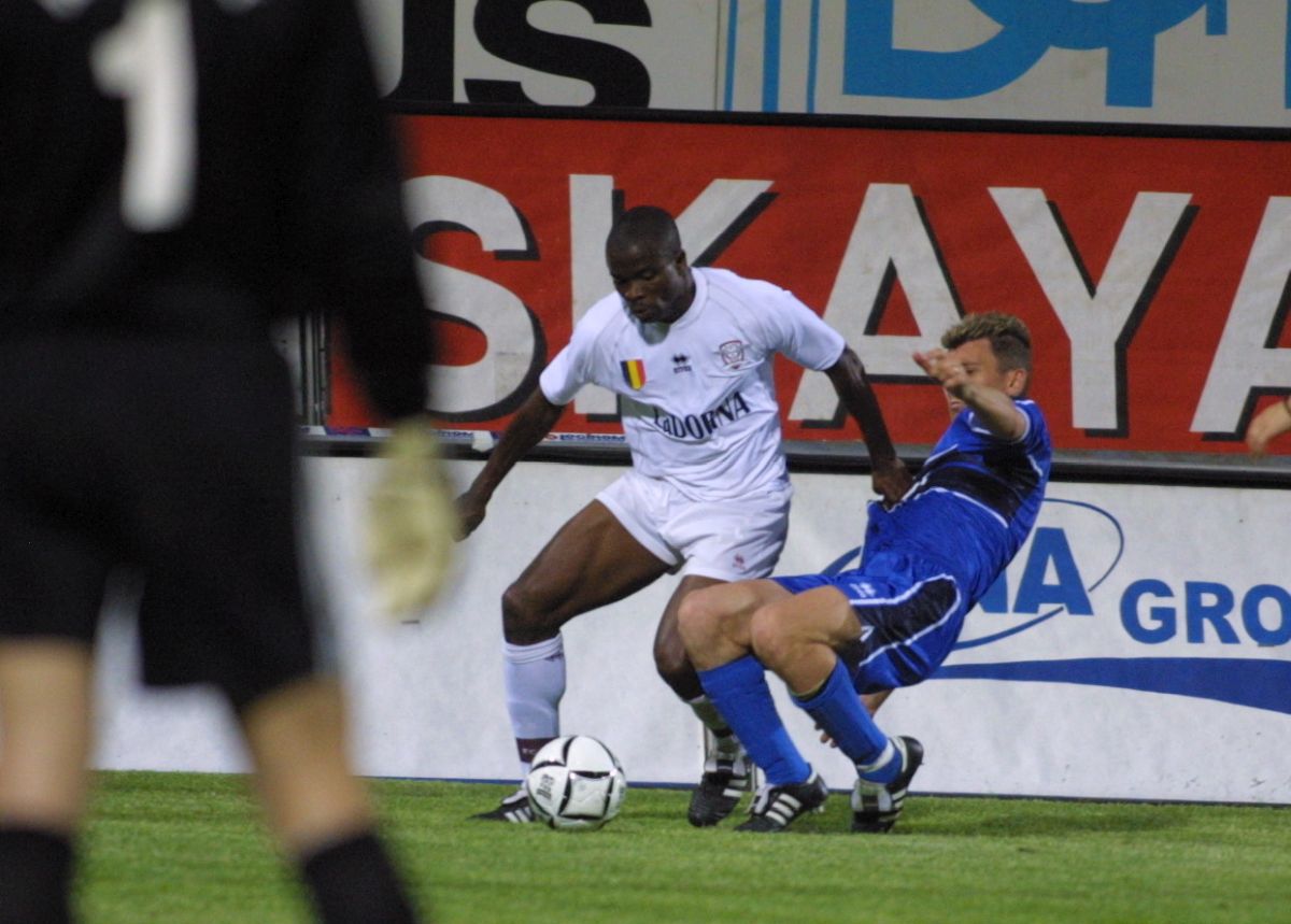 Henry Makinwa - nigerianul campion cu Rapid în 2003