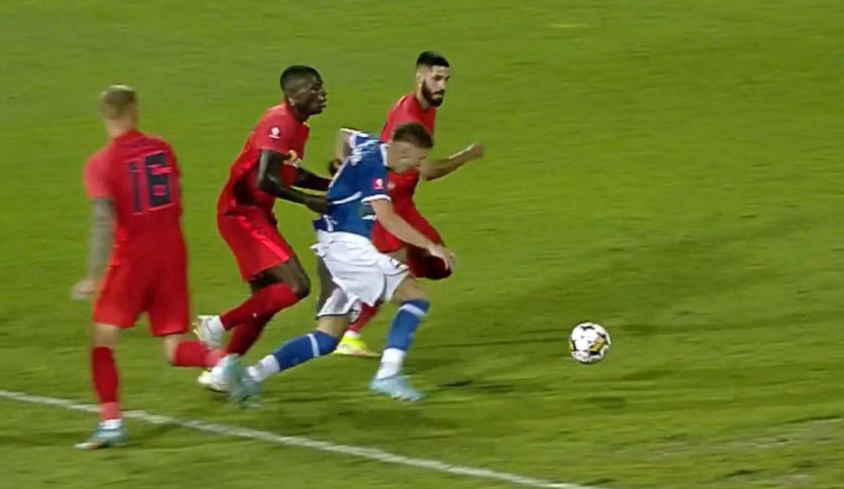 Dawa a comis-o din nou! Gafă impardonabilă la primul gol din Farul - FCSB