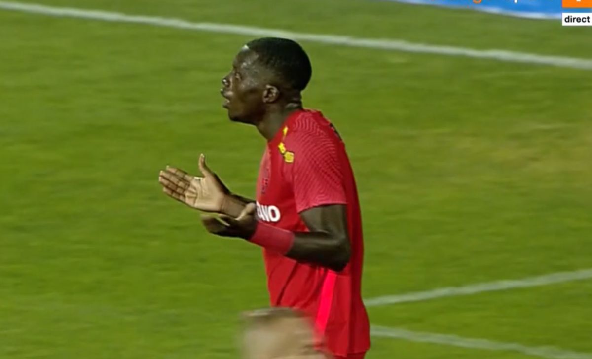 Dawa a comis-o din nou! Gafă impardonabilă la primul gol din Farul - FCSB