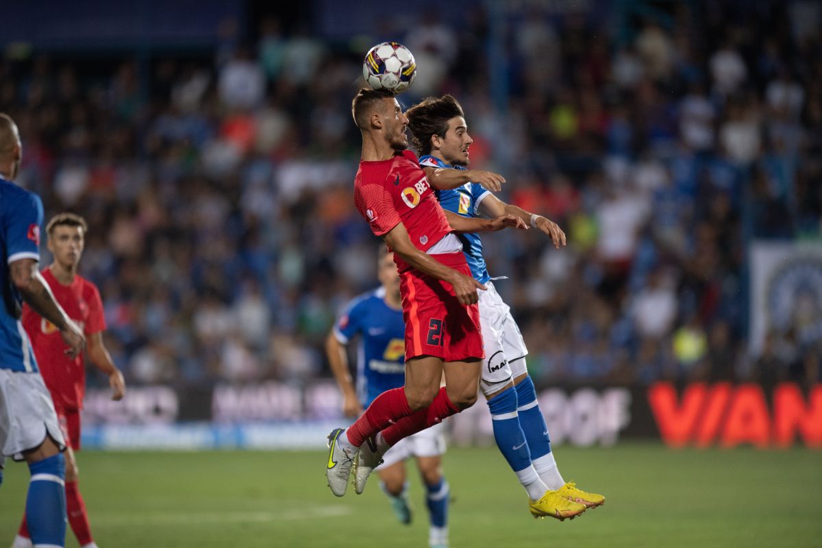 Hagi îngroapă și mai rău FCSB și revine pe primul loc în Liga 1! Clasare ȘOCANTĂ pentru echipa lui Dică după 8 etape