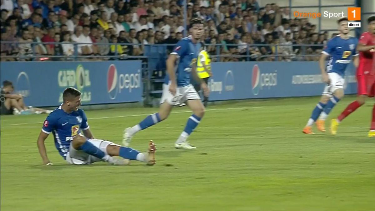 A urlat de durere! Accidentare urâtă în Farul - FCSB » A ieșit cu targa de pe teren și a izbucnit în lacrimi