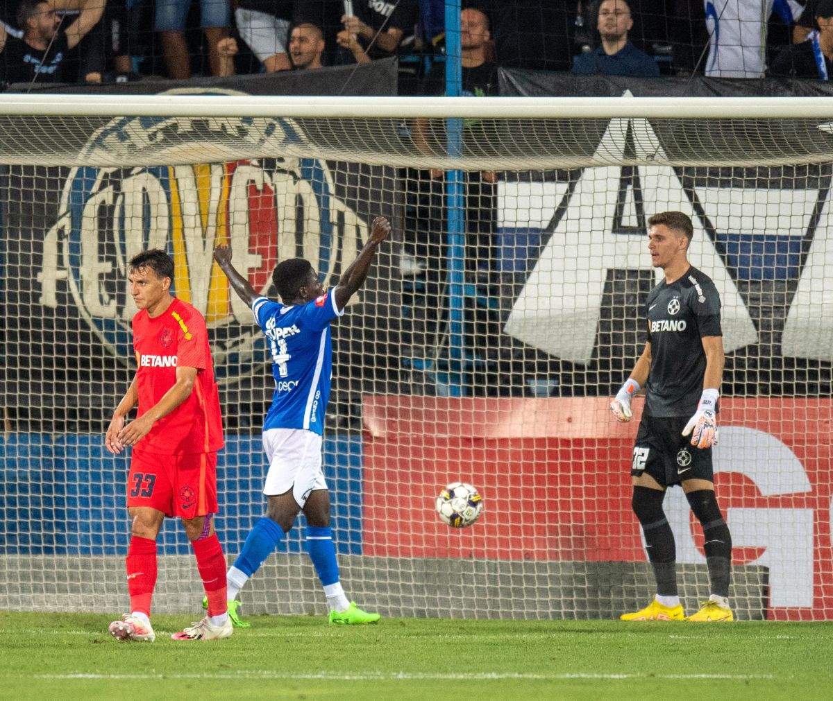 „Ăsta e antrenorul care îi trebuie lui Gigi Becali! Abia atunci va fi fericit” » Verdict după eșecul usturător al FCSB-ului cu Farul