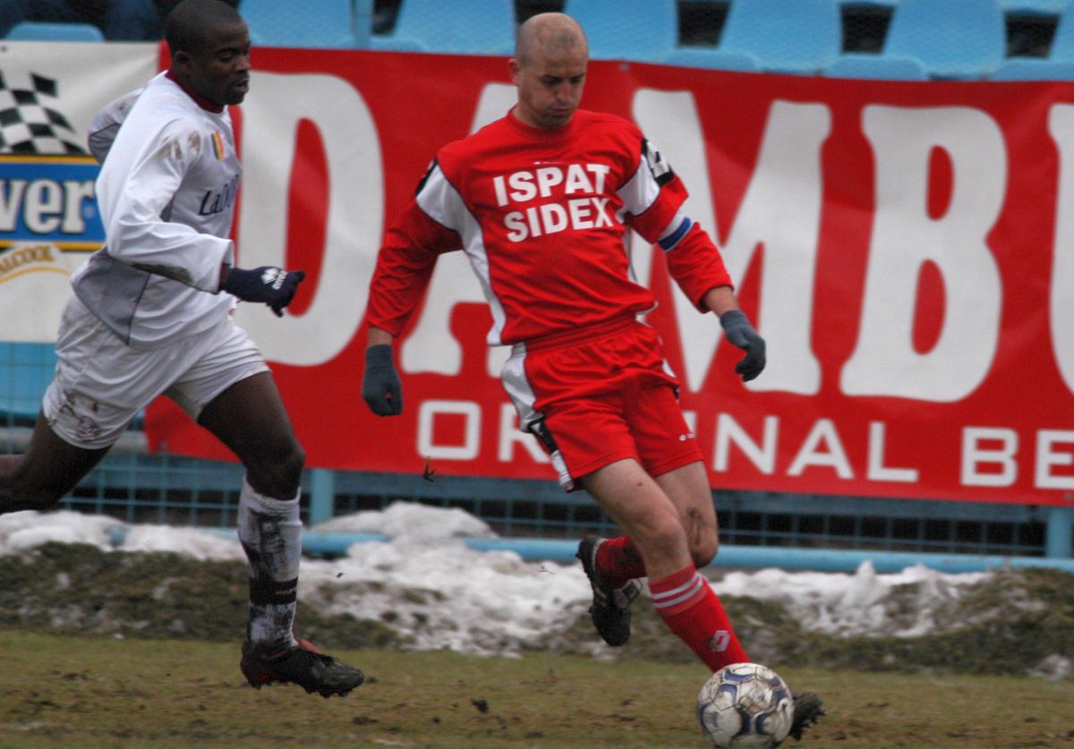 Henry Makinwa - nigerianul campion cu Rapid în 2003