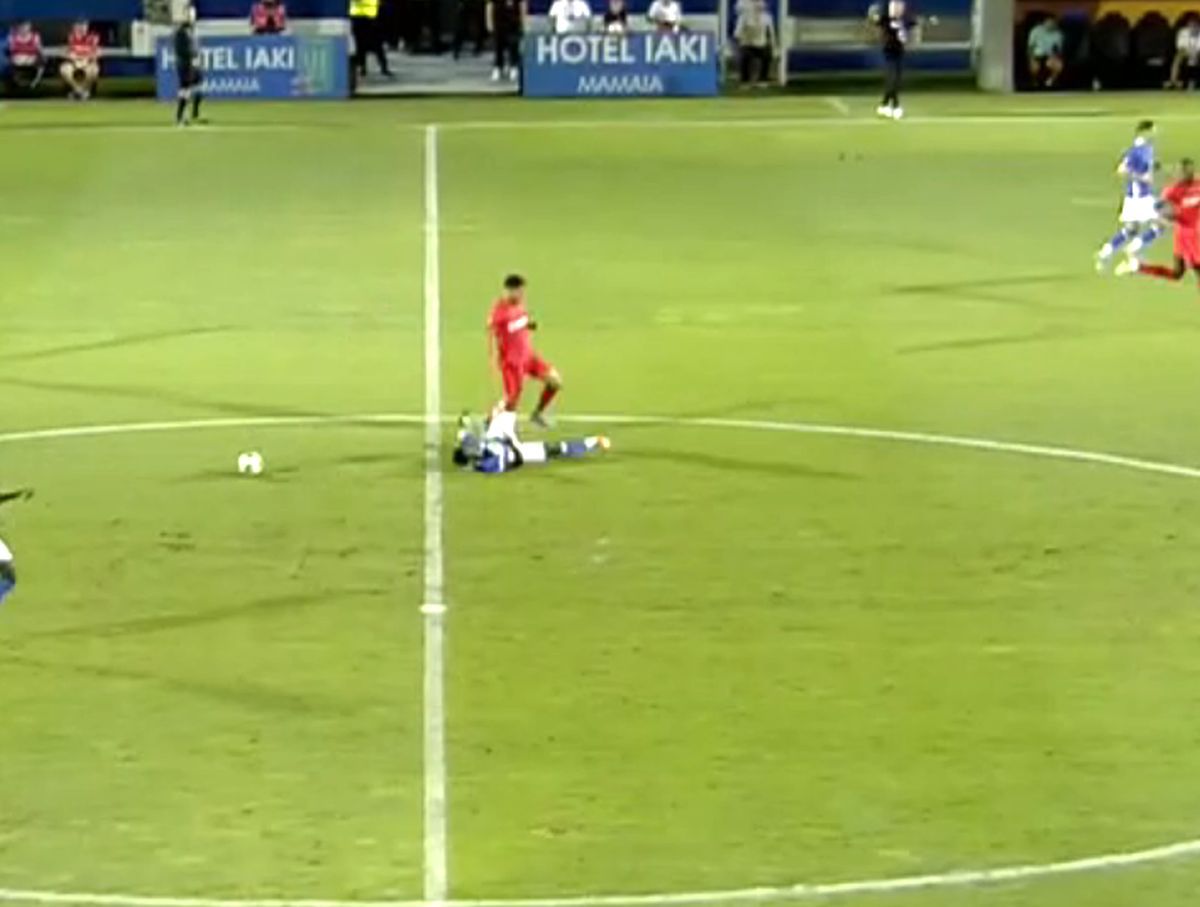 Dawa a comis-o din nou! Gafă impardonabilă la primul gol din Farul - FCSB