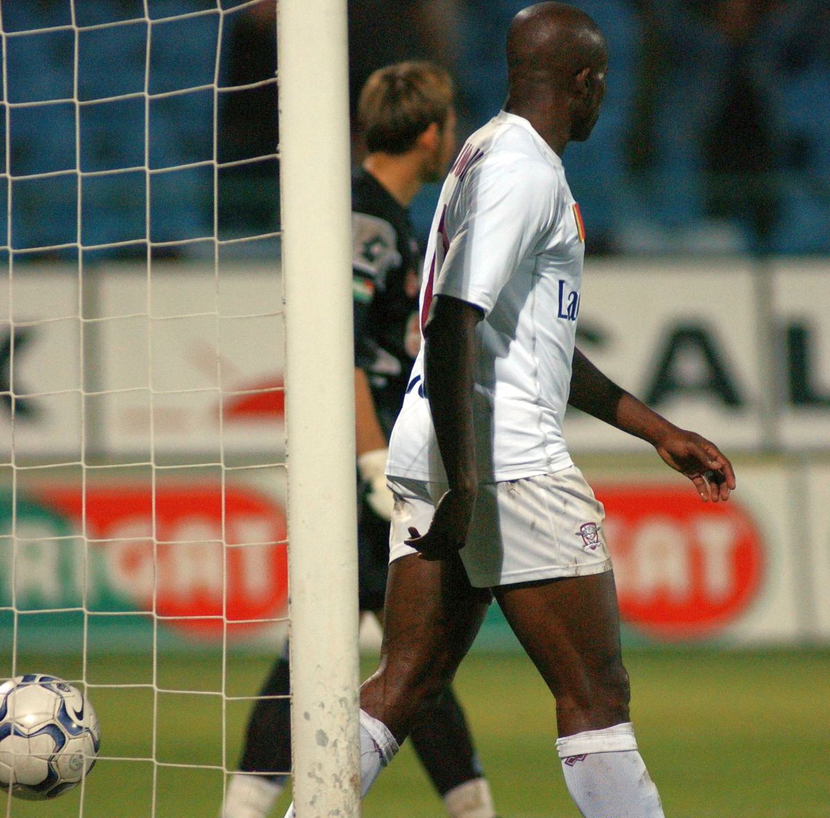 Henry Makinwa - nigerianul campion cu Rapid în 2003